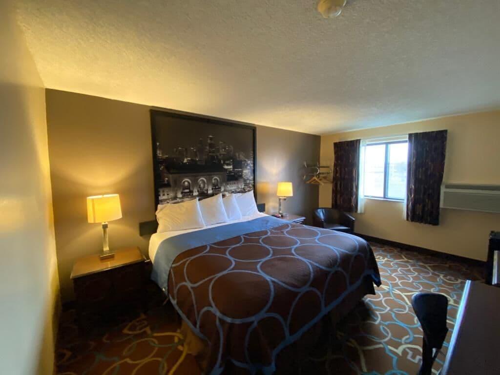 Super 8 By Wyndham Kansas City At Barry Road/Airport Zewnętrze zdjęcie