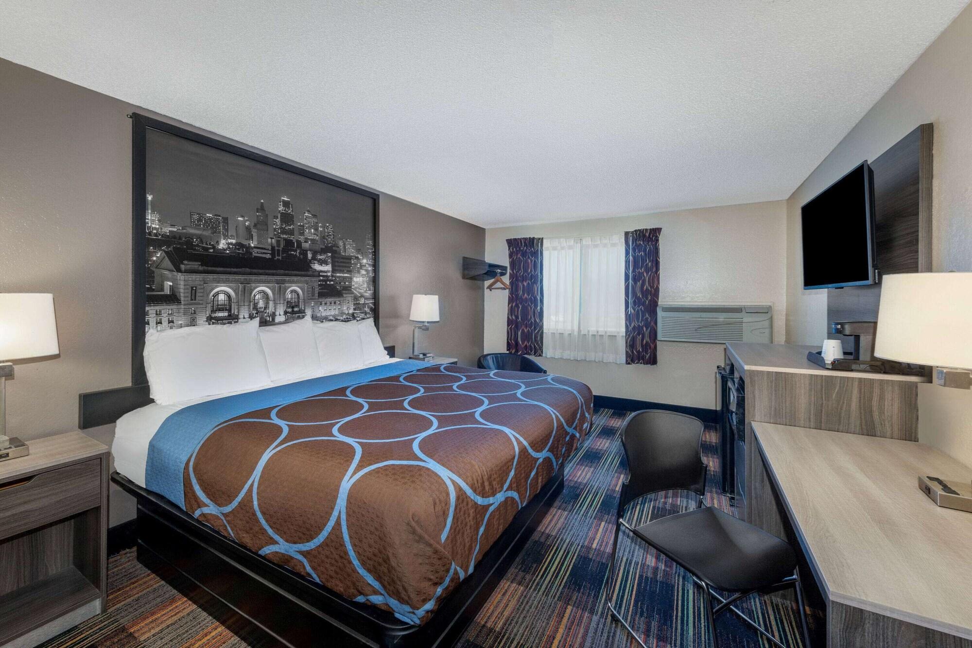 Super 8 By Wyndham Kansas City At Barry Road/Airport Zewnętrze zdjęcie